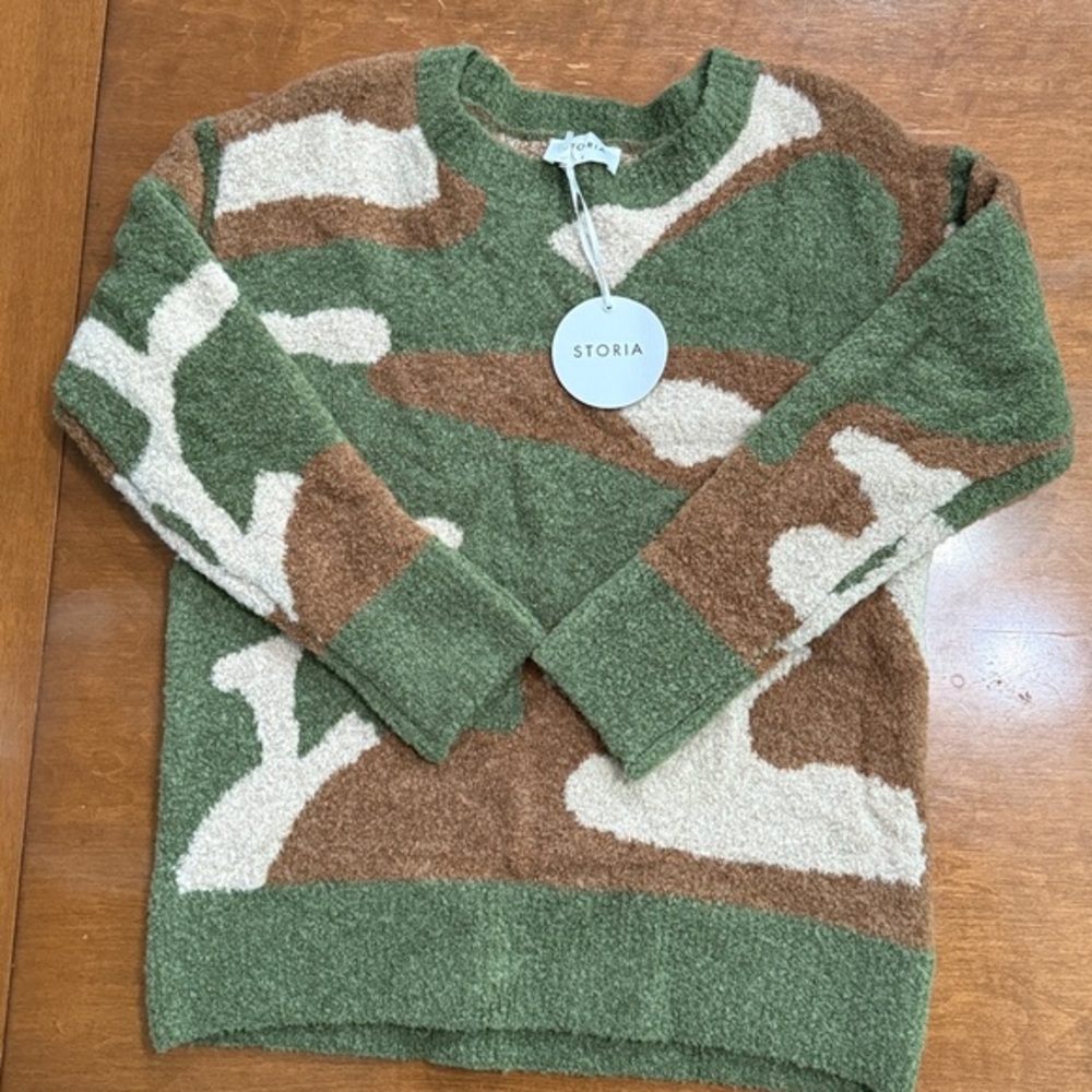 Storia Camo Pullover Crewneck Sweater NWT Sz S Trending